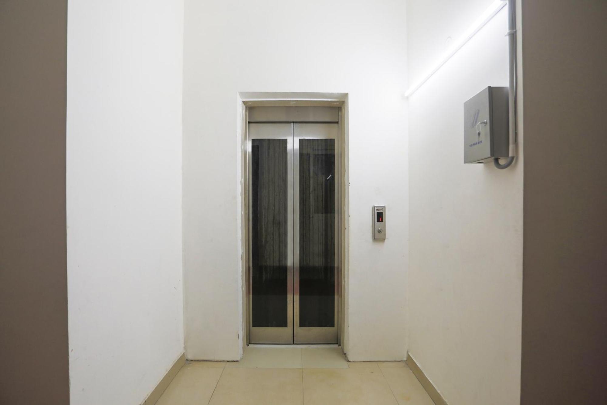 Hotel O Jsb Hotel فريد آباد المظهر الخارجي الصورة