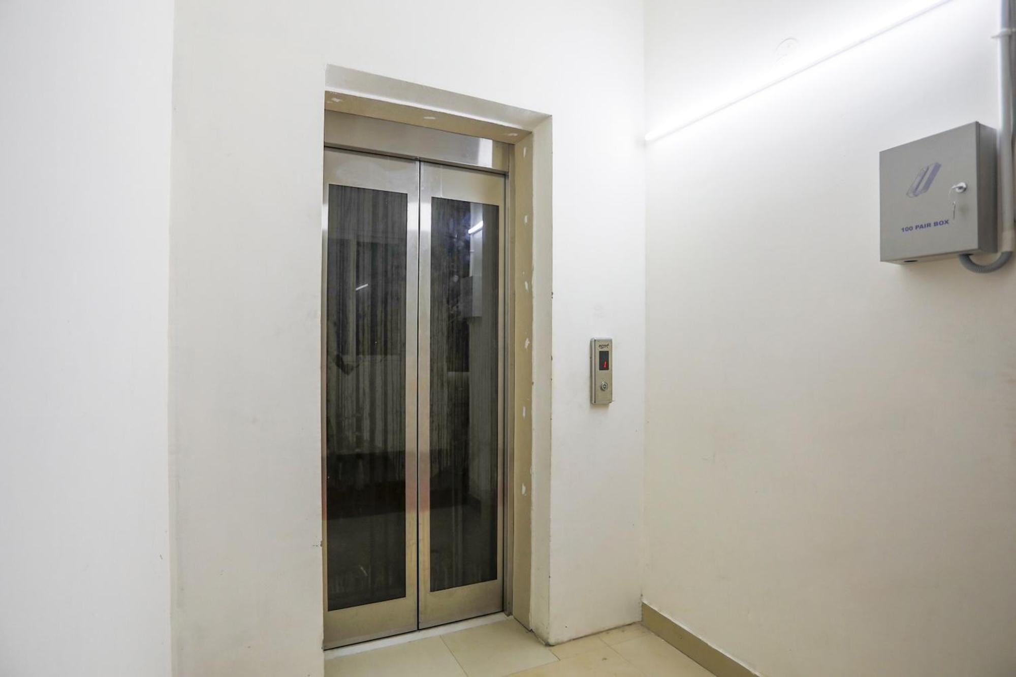 Hotel O Jsb Hotel فريد آباد المظهر الخارجي الصورة